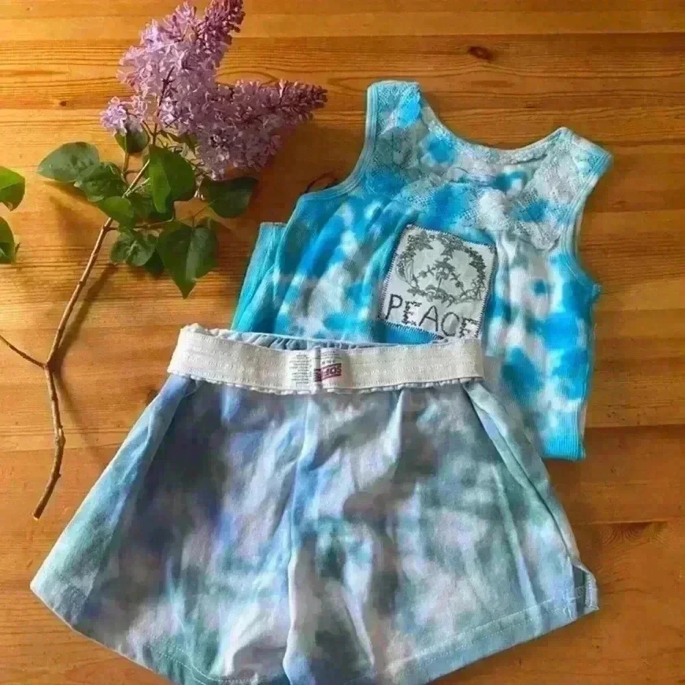 New bundle handmade tie dye Soffe shortt set girls M peace boho
